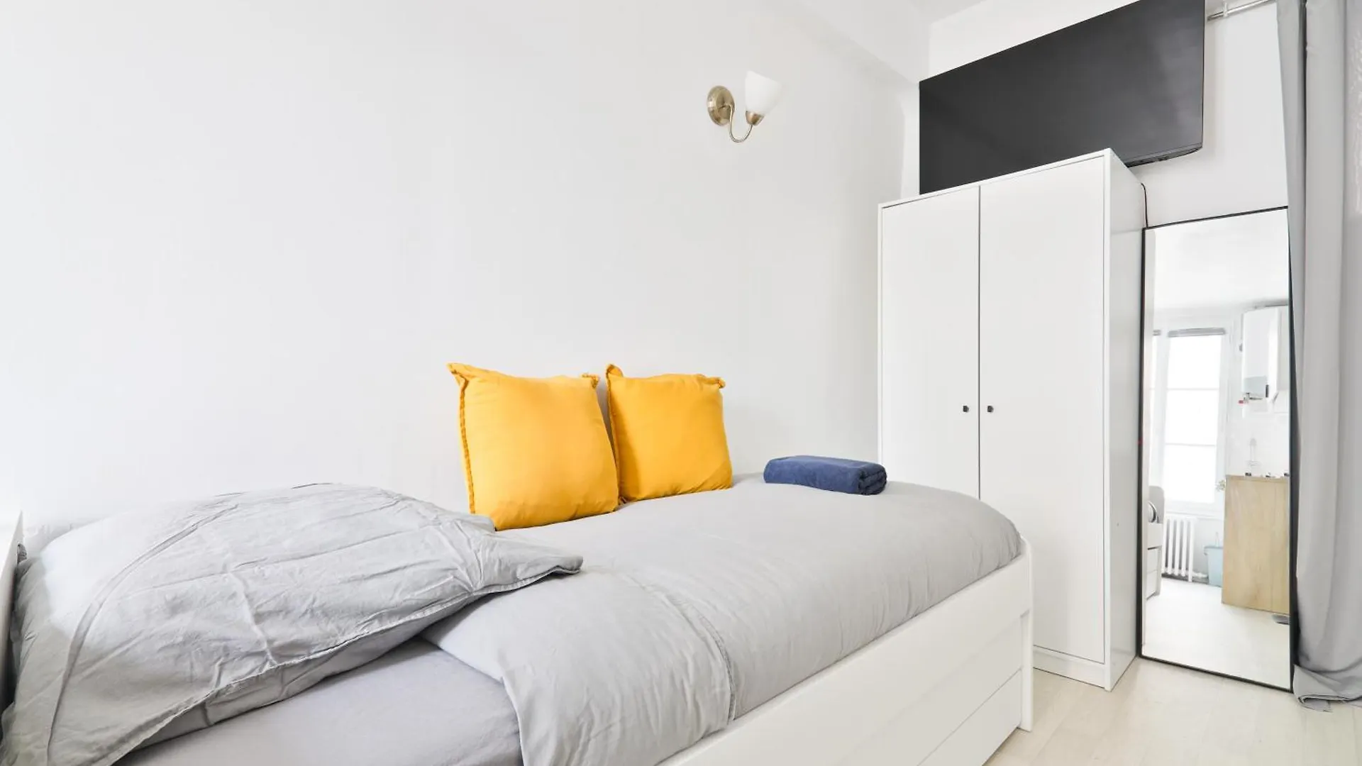 Studio Quartier Tour Eiffel 9 Free Netflix Paris Apartment